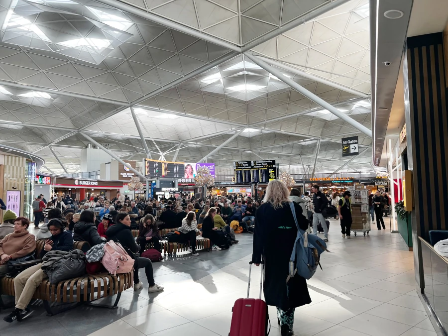Terminal Hall Stansted Airport
